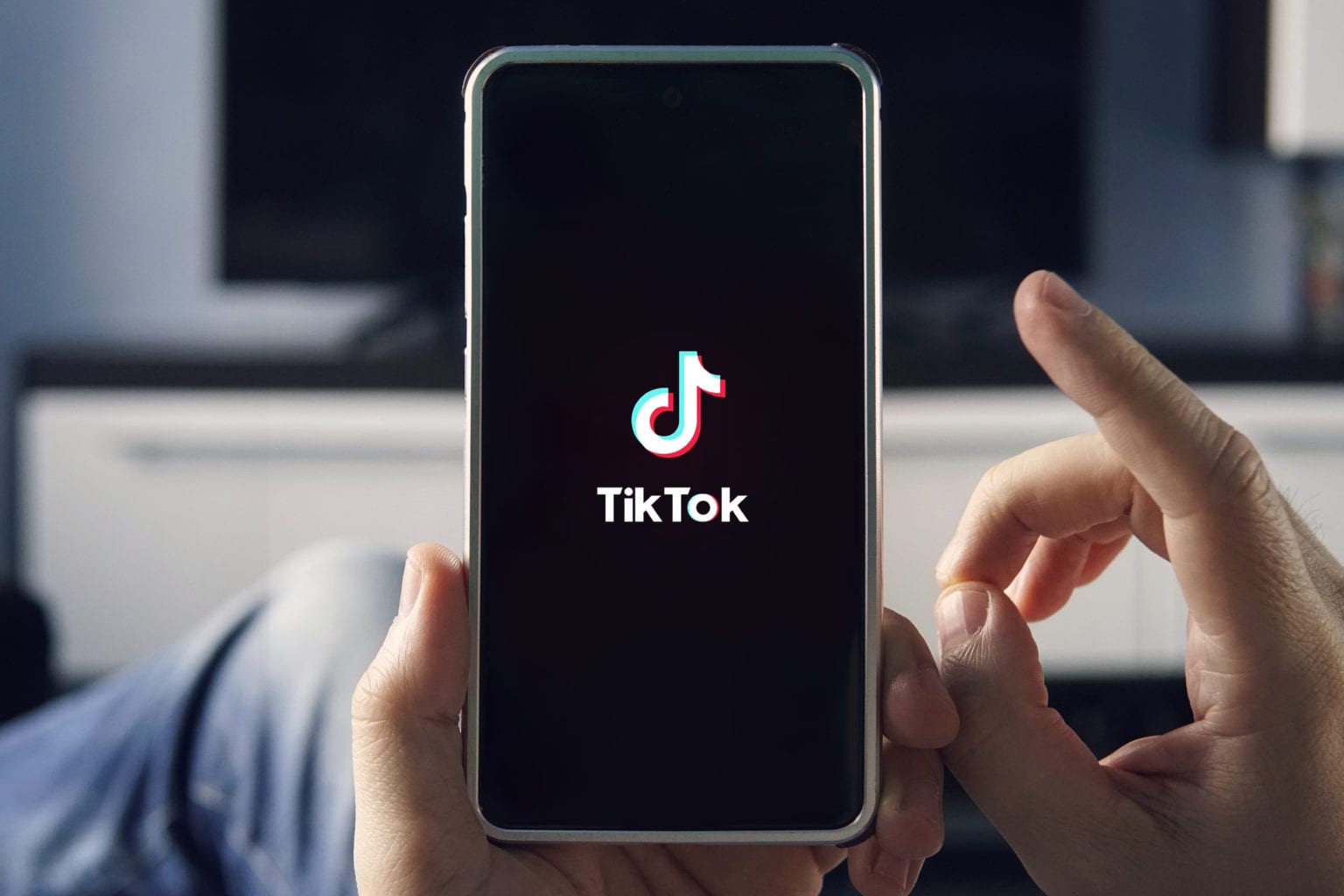 should-i-uninstall-tiktok-from-my-phone