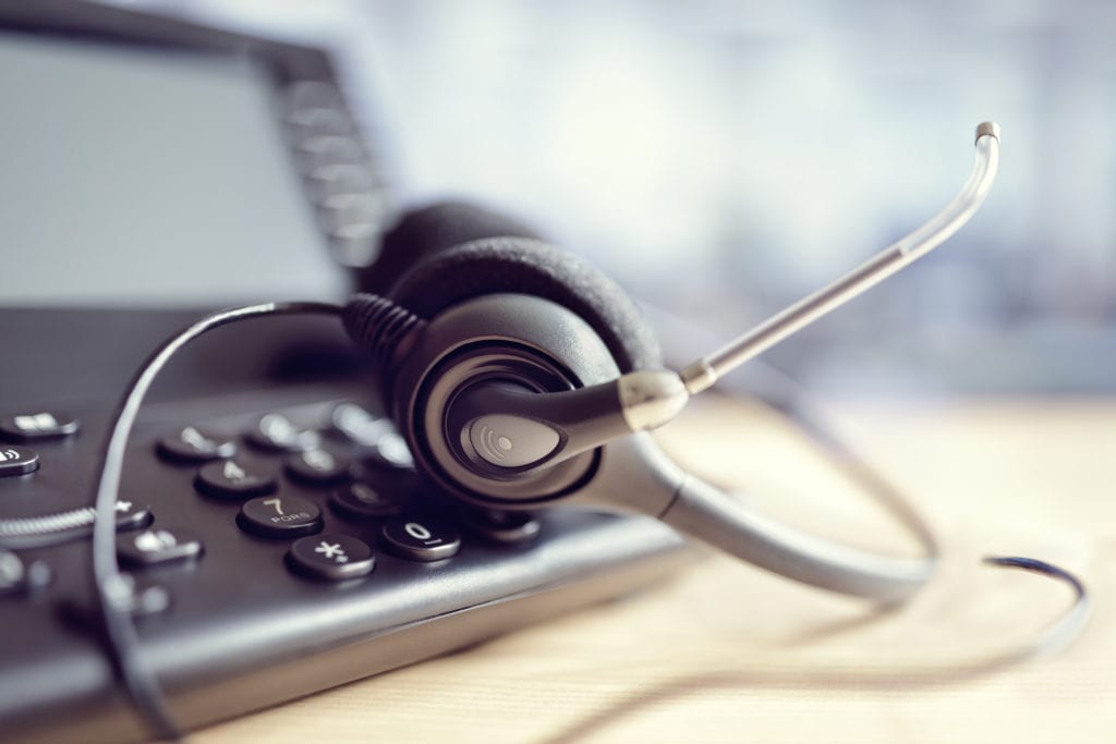 Traditional PBX vs VoIP Phones Systems: Pros & Cons